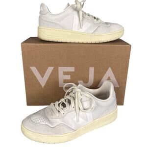 Veja V-90 Womens Sneakers O.T Leather Gravel White Size 7 Quiet Luxury Casual